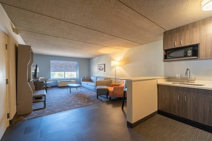 Room 15 of 44