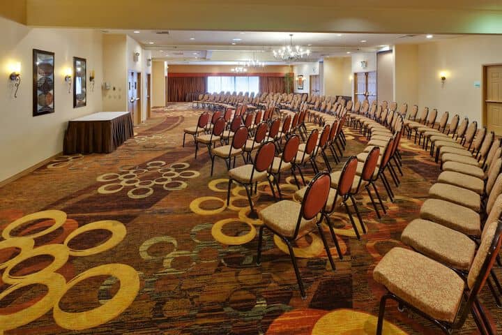 Ballroom/Hall 48 of 68