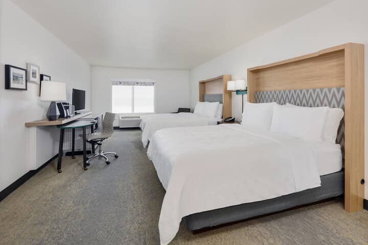 Room 8 of 44