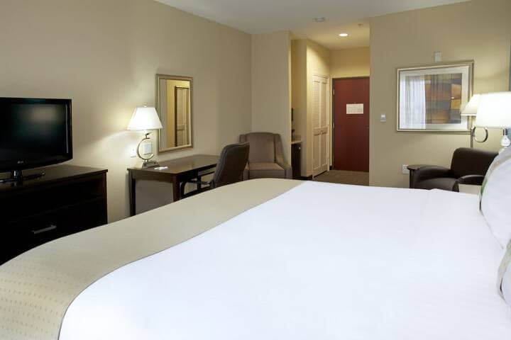 Room 9 of 60