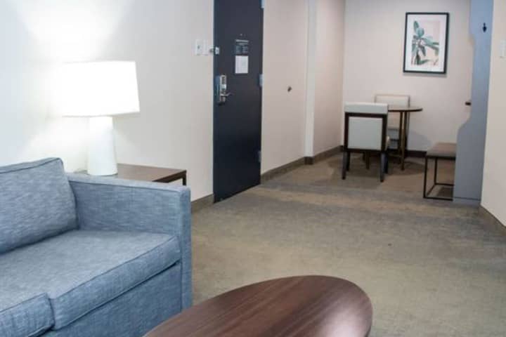 Room 19 of 93