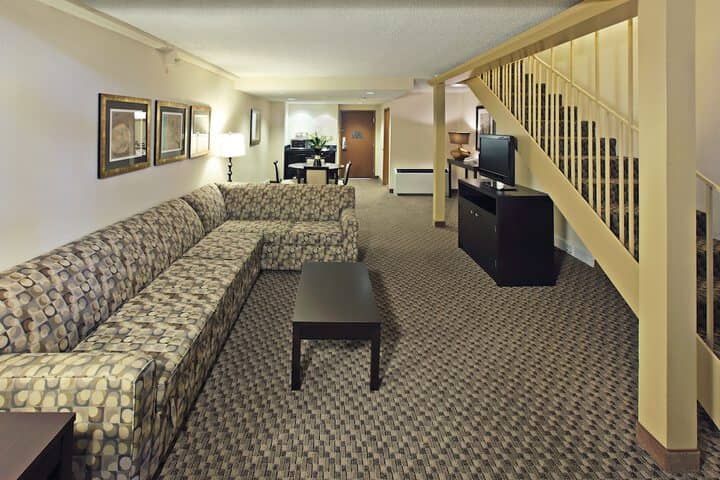 Room 7 of 47