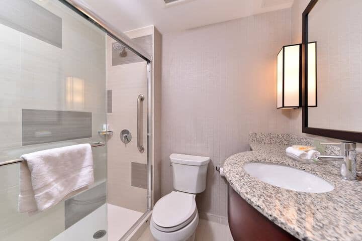 Room 15 of 44
