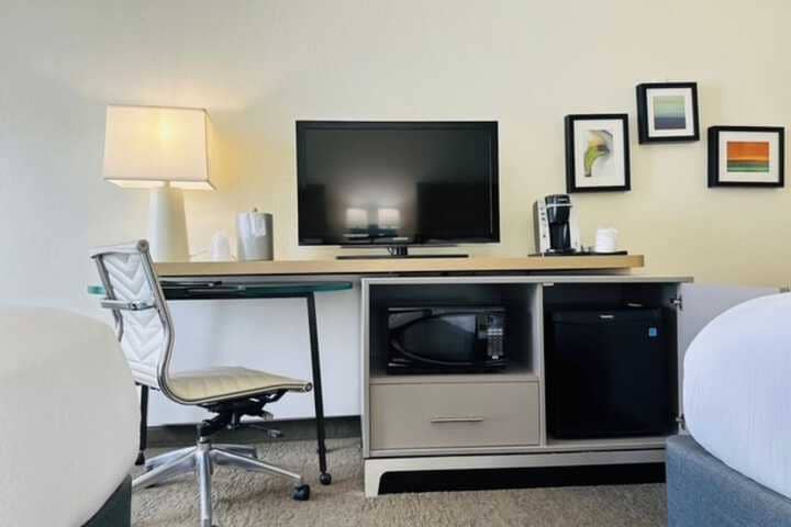 Room 10 of 45