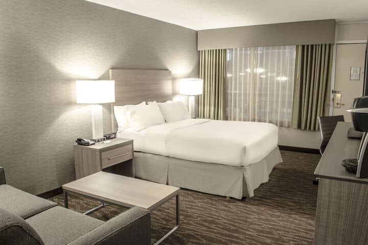 Room 14 of 89