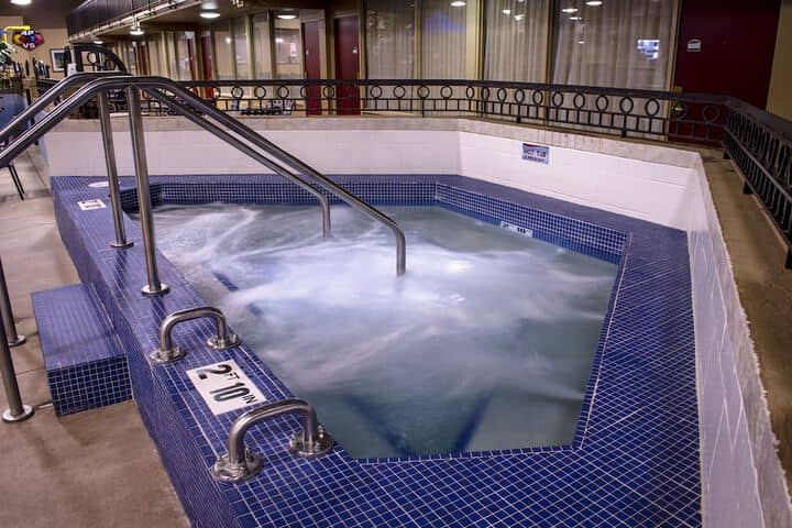 Pool 43 of 89