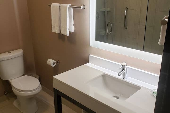 Room 5 of 29