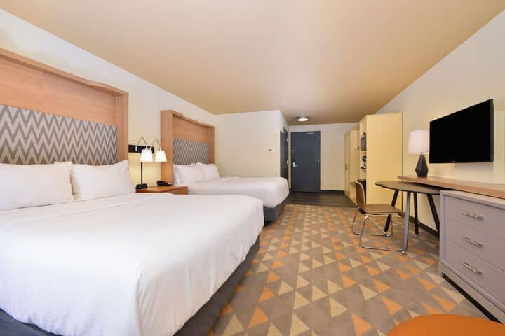 Room 25 of 67