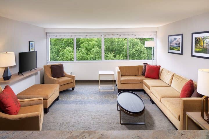 Room 3 of 25