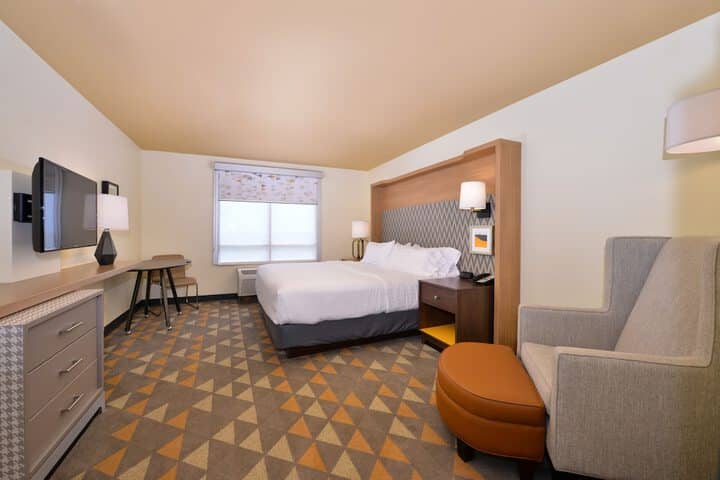 Room 11 of 67