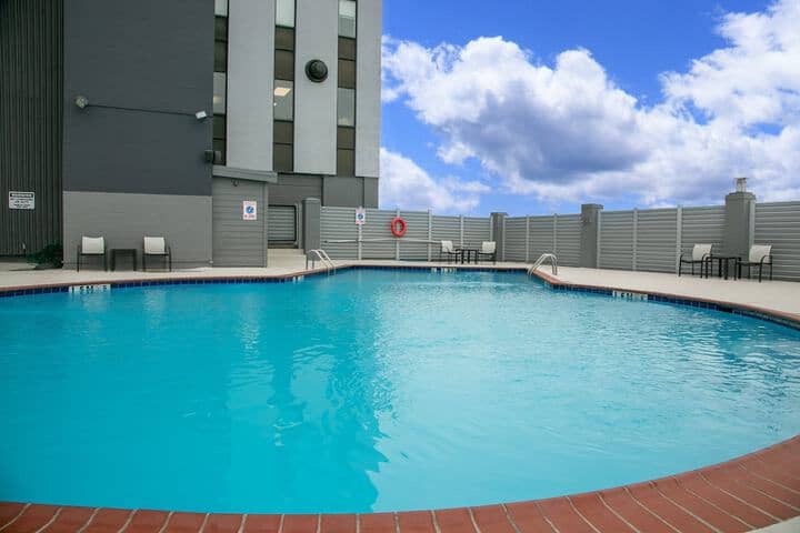Pool 27 of 93