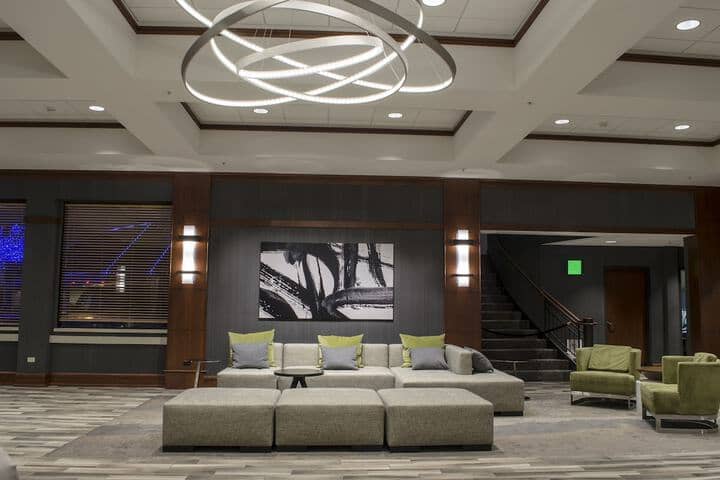 Hotel 84 of 89